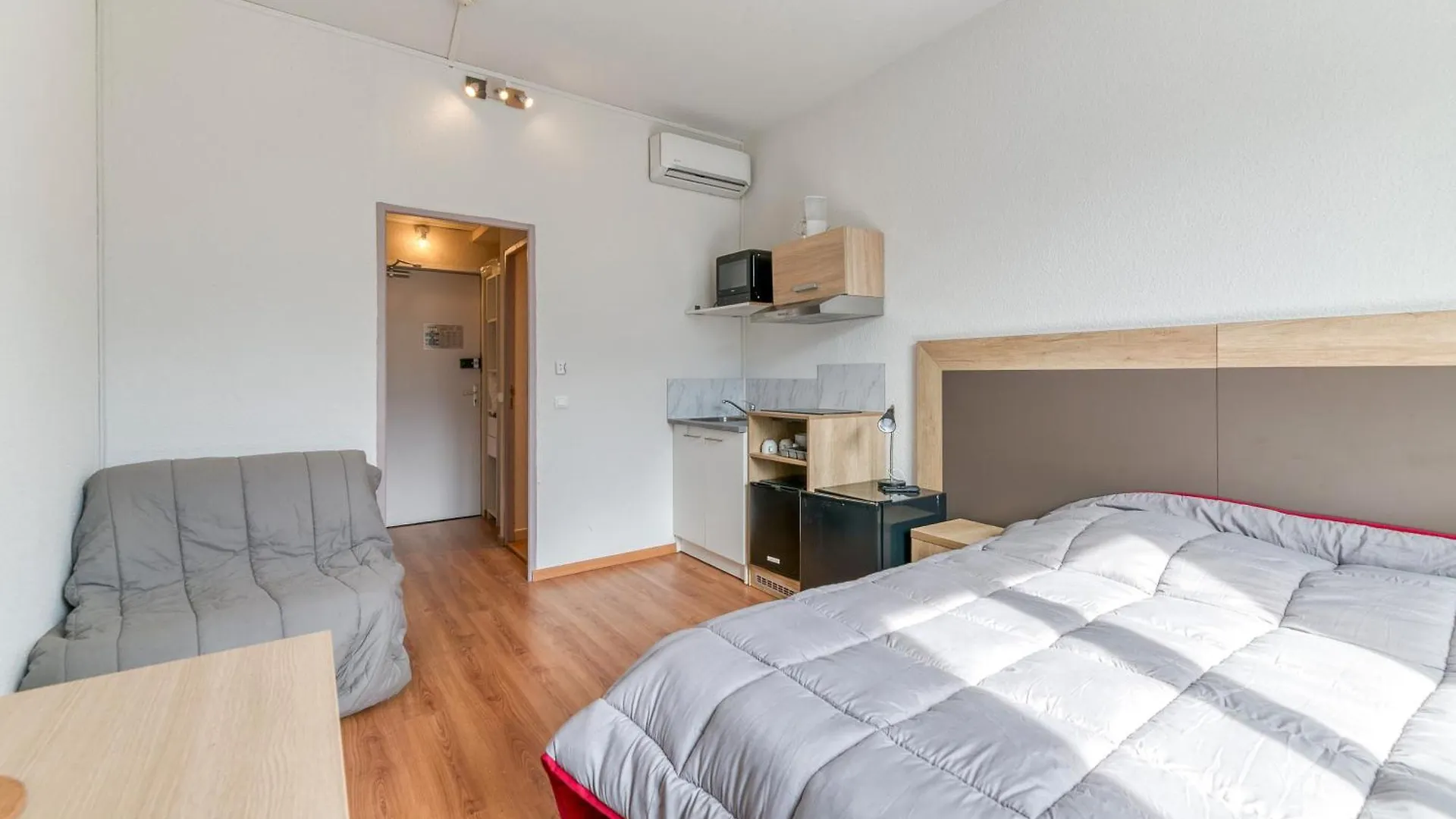 Logis Belledonne Apartment Arvillard