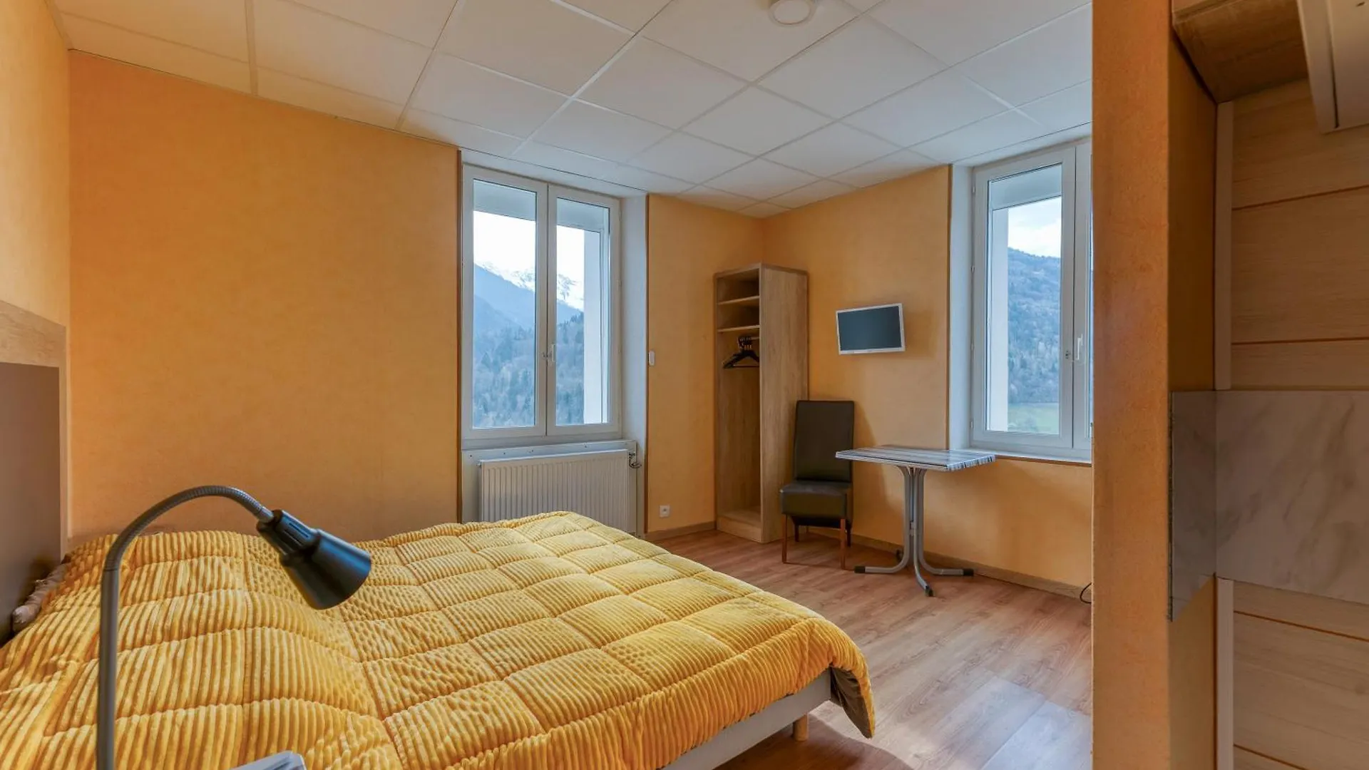 Logis Belledonne Apartment Arvillard