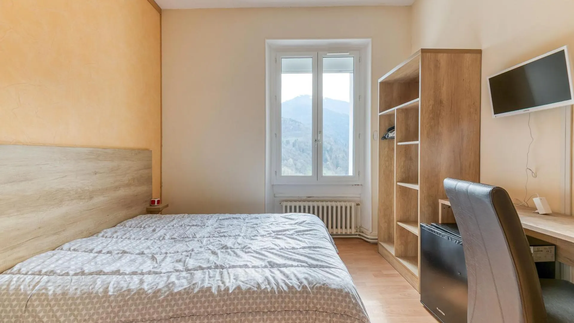 Logis Belledonne Apartment Arvillard