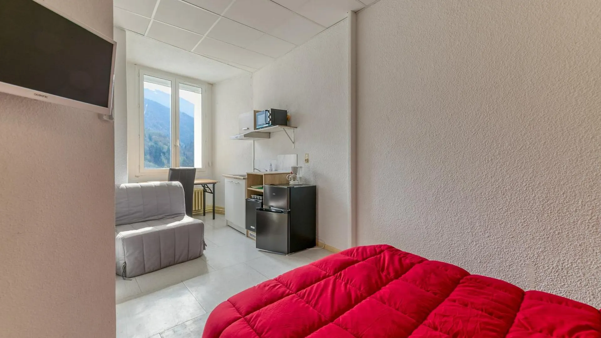 Logis Belledonne Apartment Arvillard