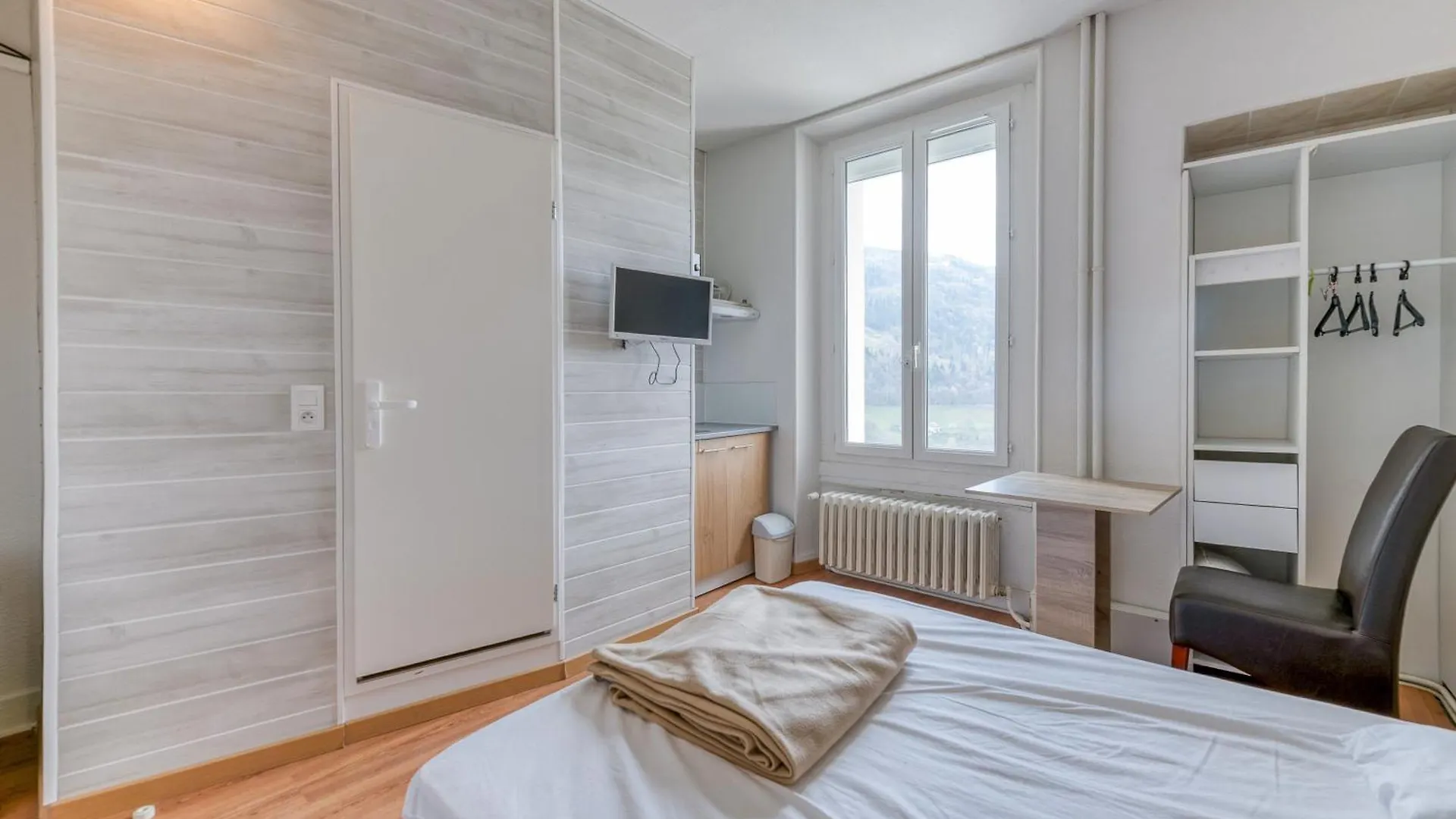 Logis Belledonne Apartment Arvillard
